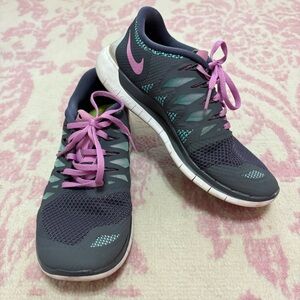 Nike Free Run 5.0 Dark Gray and Lilac Purple Athletic Running Shoes Women’s 8.5